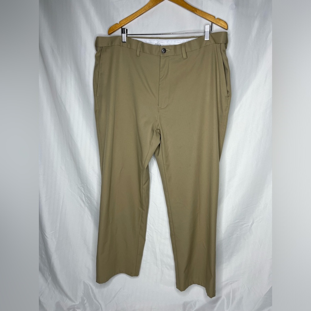 Men’s Haggar H26 khakis size 42 x 30